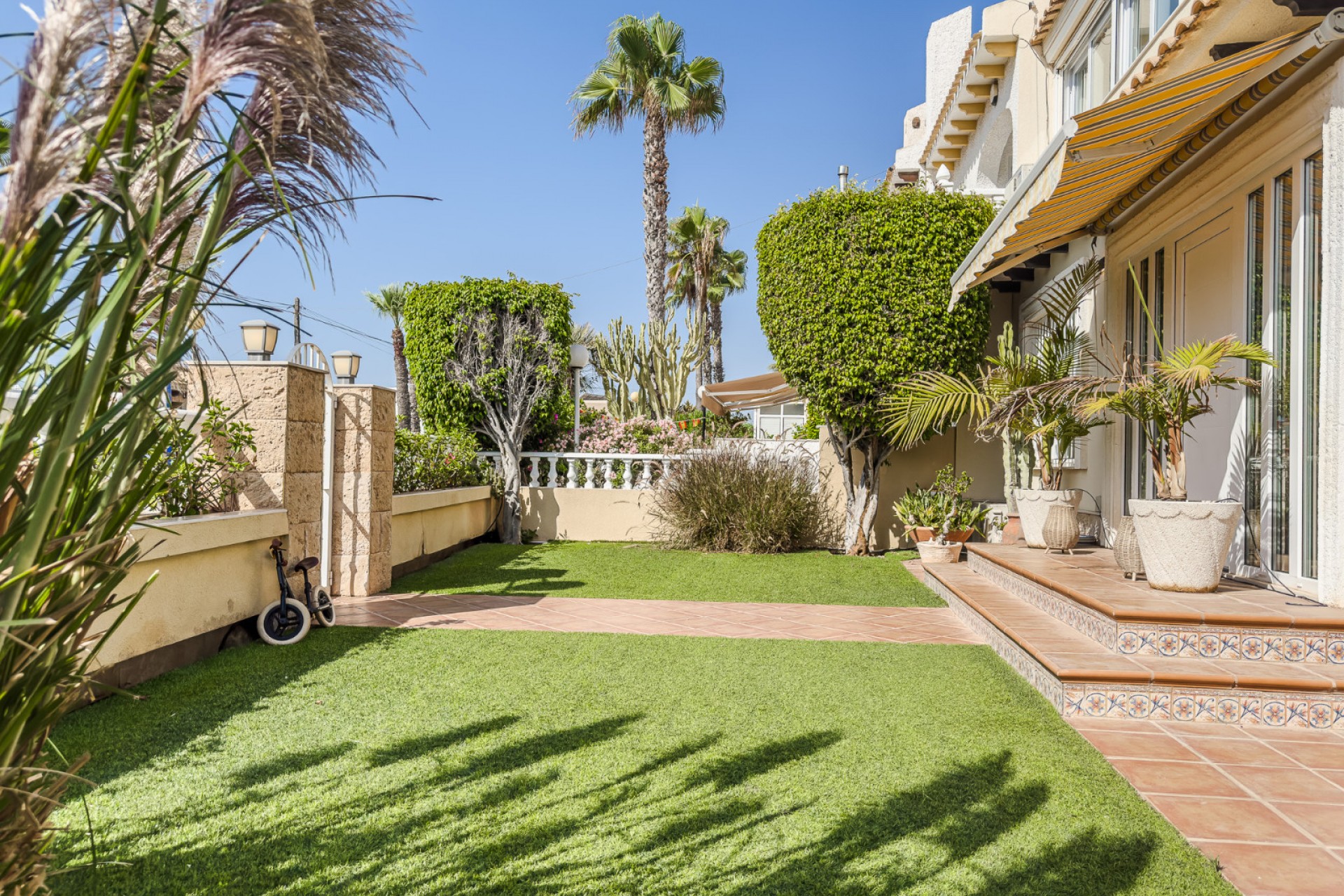 Återförsäljning - Apartment -
Orihuela Costa - Costa Blanca