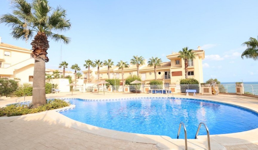 Återförsäljning - Apartment -
Orihuela Costa - Costa Blanca