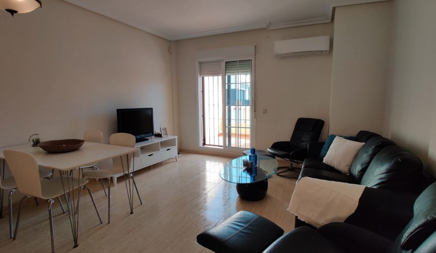 Återförsäljning - Apartment -
Orihuela Costa - Costa Blanca