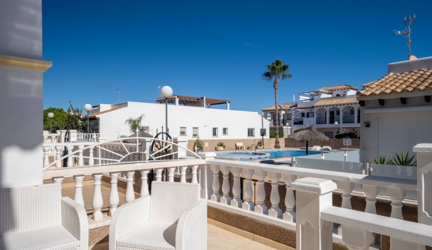 Återförsäljning - Apartment -
Orihuela Costa - Costa Blanca