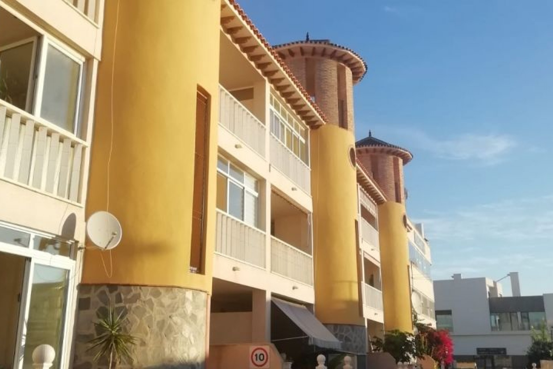 Återförsäljning - Apartment -
Orihuela Costa - Costa Blanca