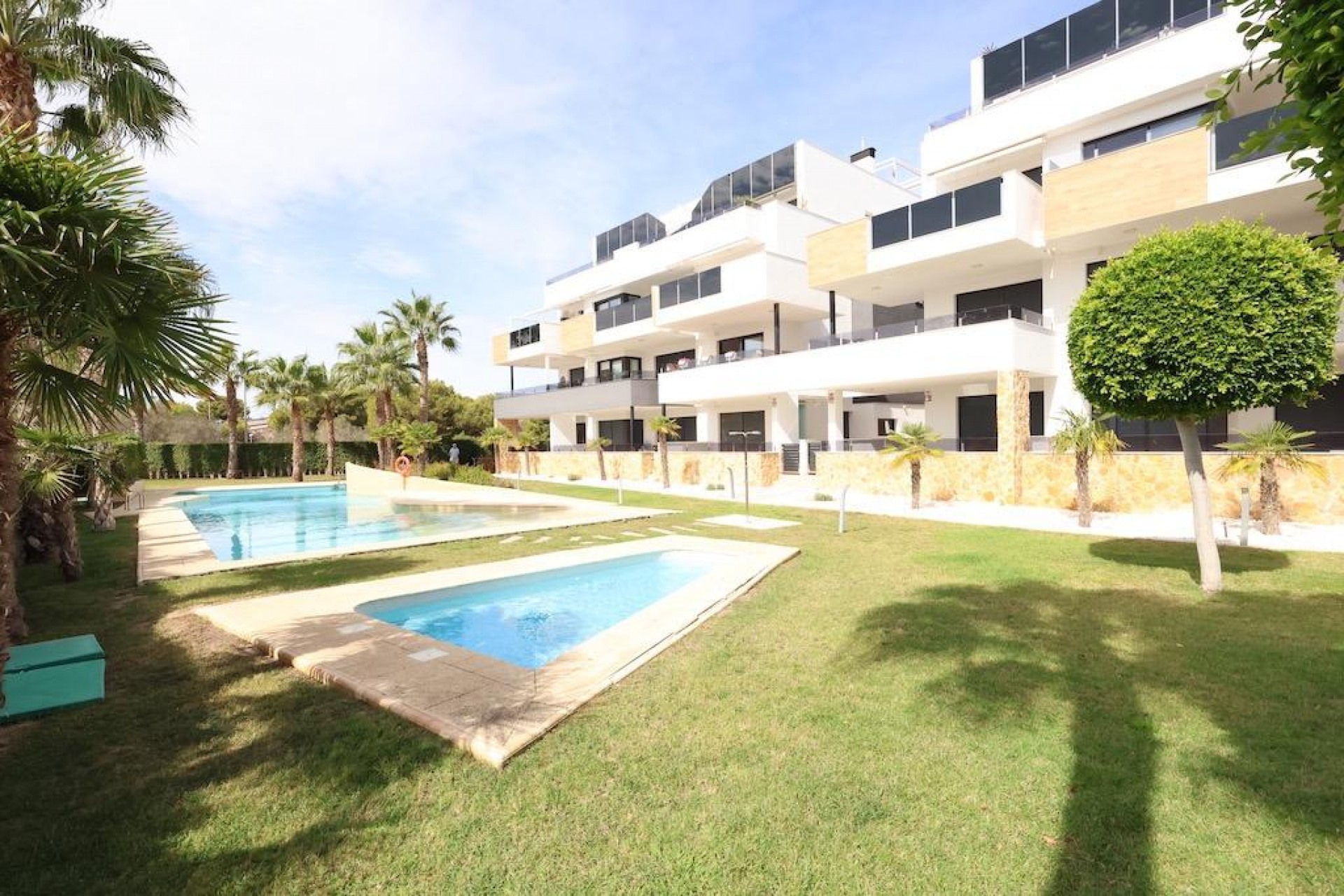 Återförsäljning - Apartment -
Orihuela Costa - Costa Blanca