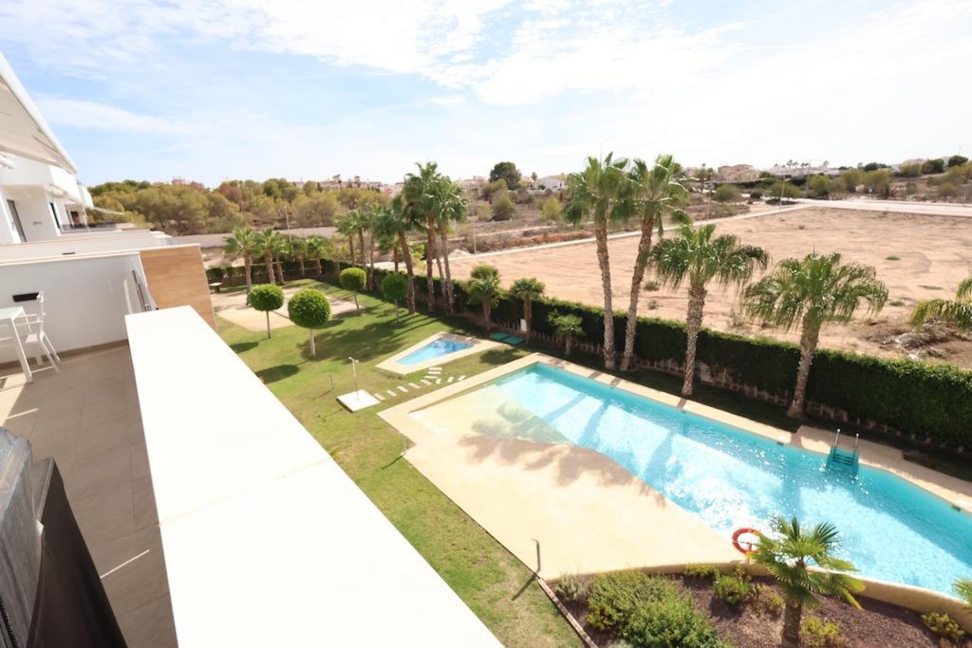 Återförsäljning - Apartment -
Orihuela Costa - Costa Blanca