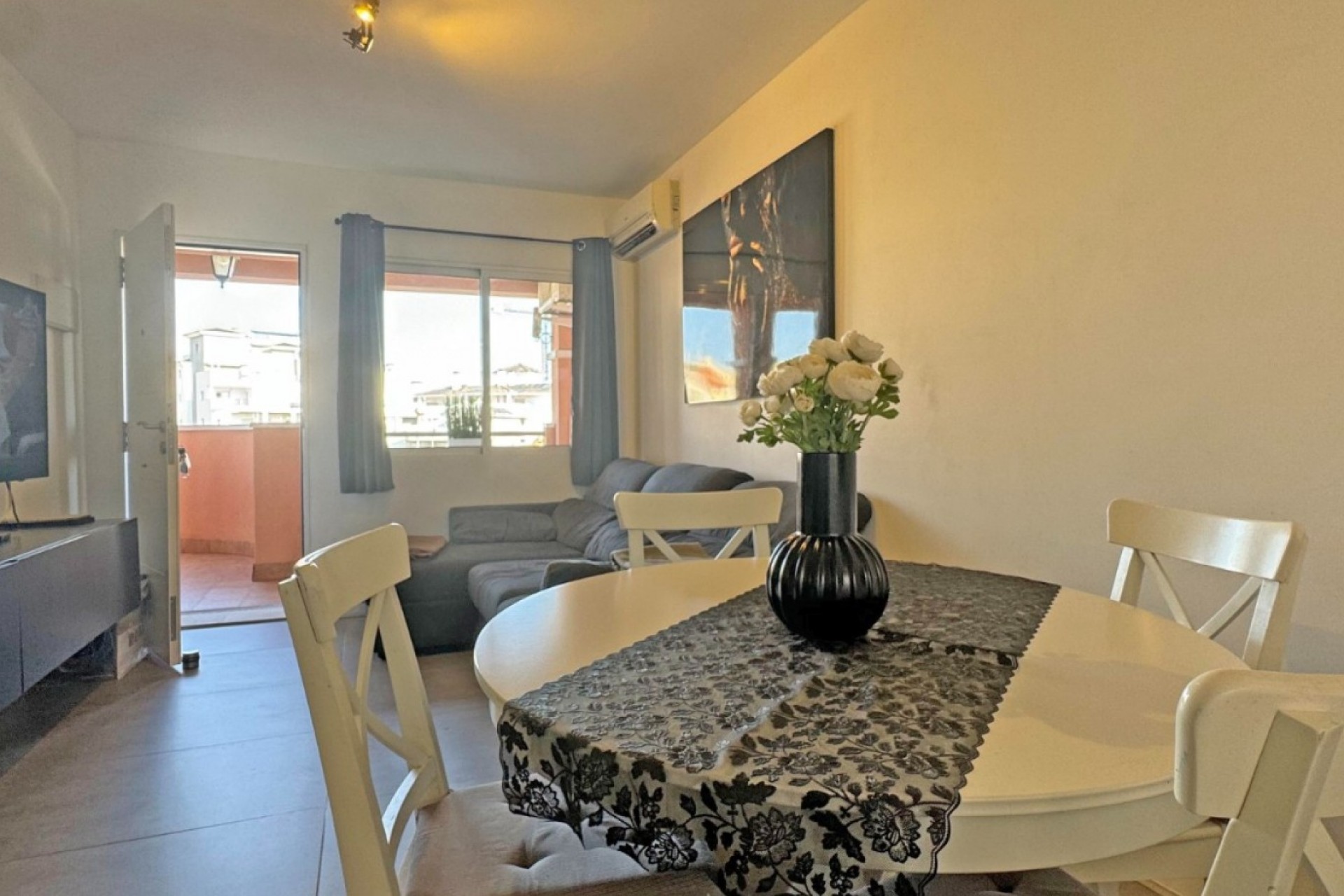 Återförsäljning - Apartment -
Orihuela Costa - Costa Blanca