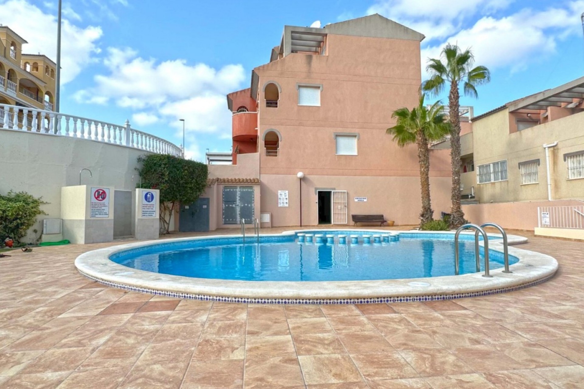 Återförsäljning - Apartment -
Orihuela Costa - Costa Blanca