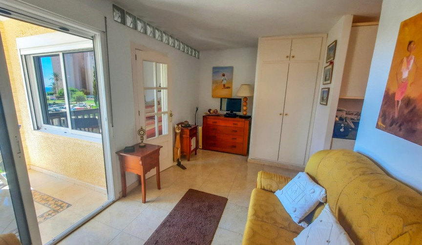 Återförsäljning - Apartment -
Orihuela Costa - Costa Blanca