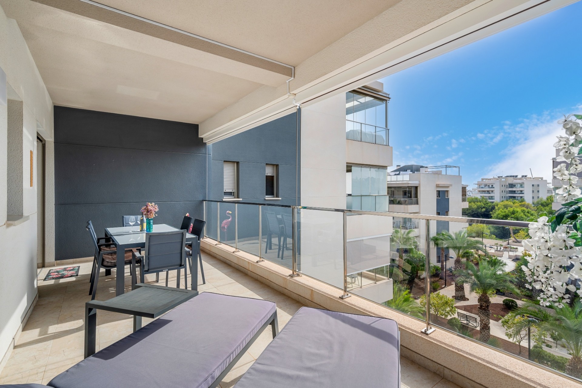 Återförsäljning - Apartment -
Orihuela Costa - Costa Blanca