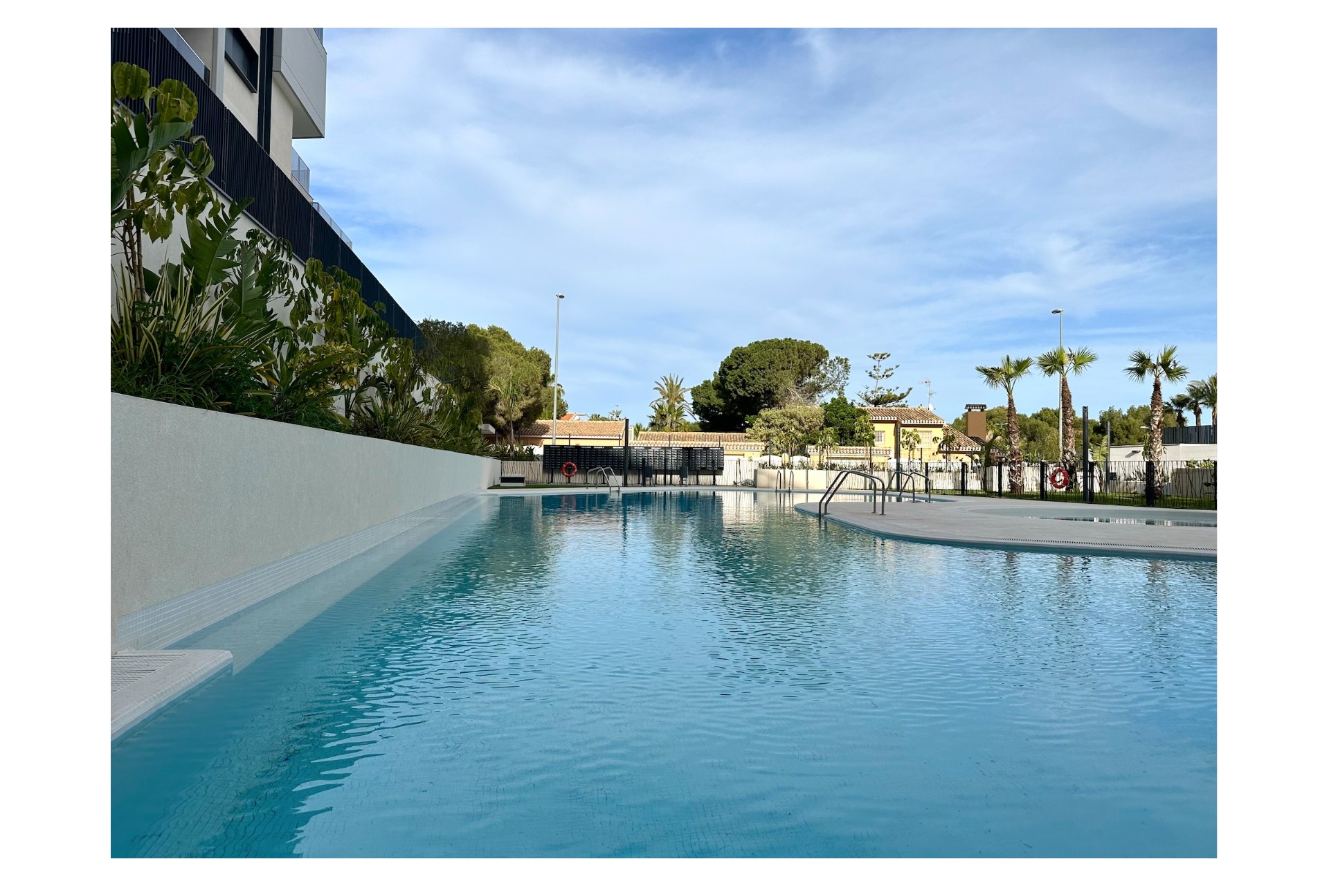 Återförsäljning - Apartment -
Orihuela Costa - Costa Blanca