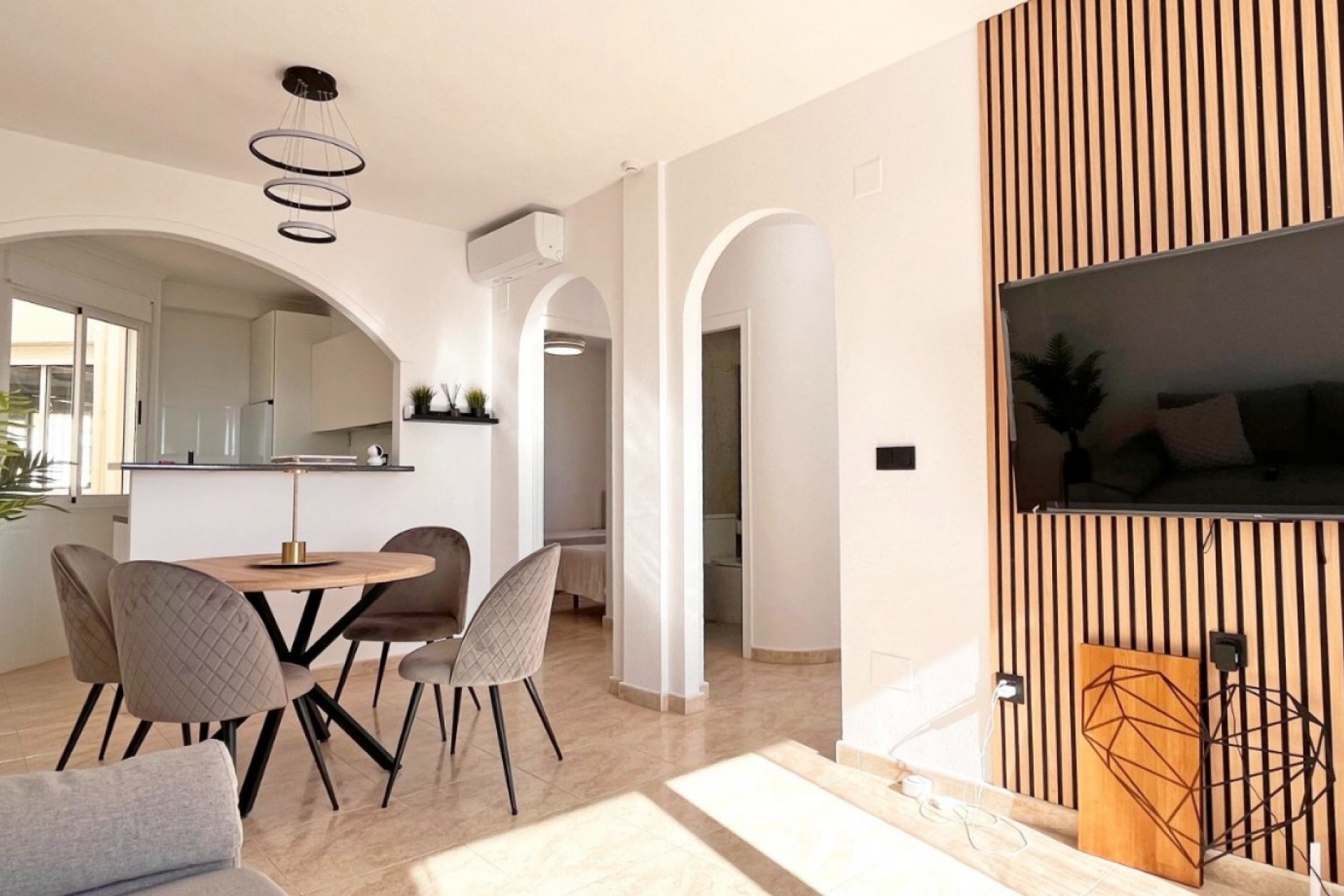 Återförsäljning - Apartment -
Orihuela Costa - Costa Blanca