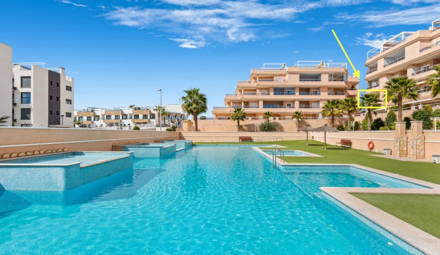 Återförsäljning - Apartment -
Orihuela Costa - Costa Blanca