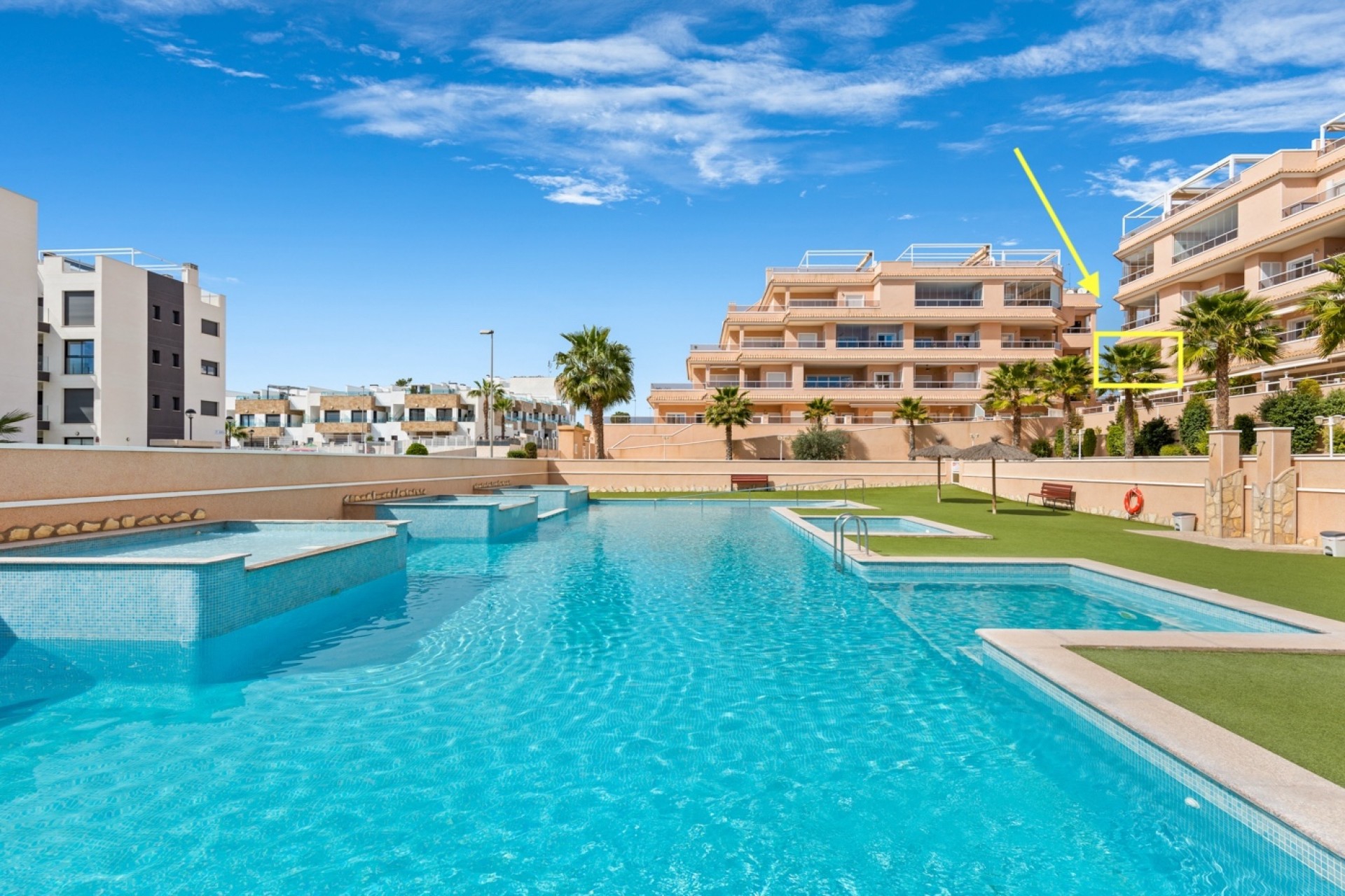 Återförsäljning - Apartment -
Orihuela Costa - Costa Blanca