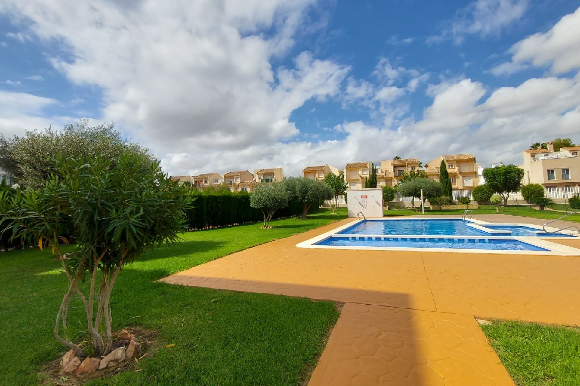 Återförsäljning - Apartment -
Orihuela Costa - Costa Blanca