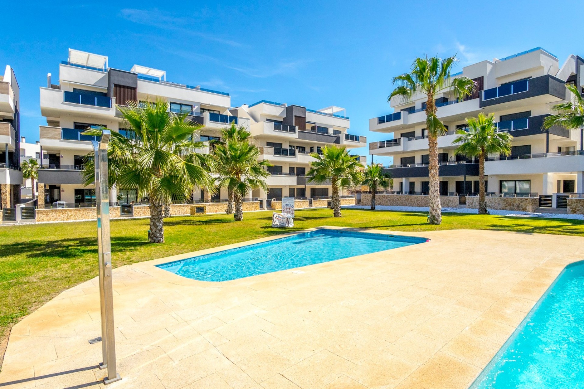 Återförsäljning - Apartment -
Orihuela Costa - Costa Blanca