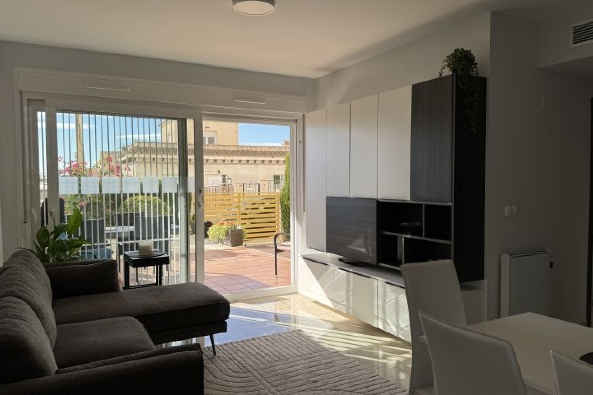 Återförsäljning - Apartment -
Orihuela Costa - Costa Blanca