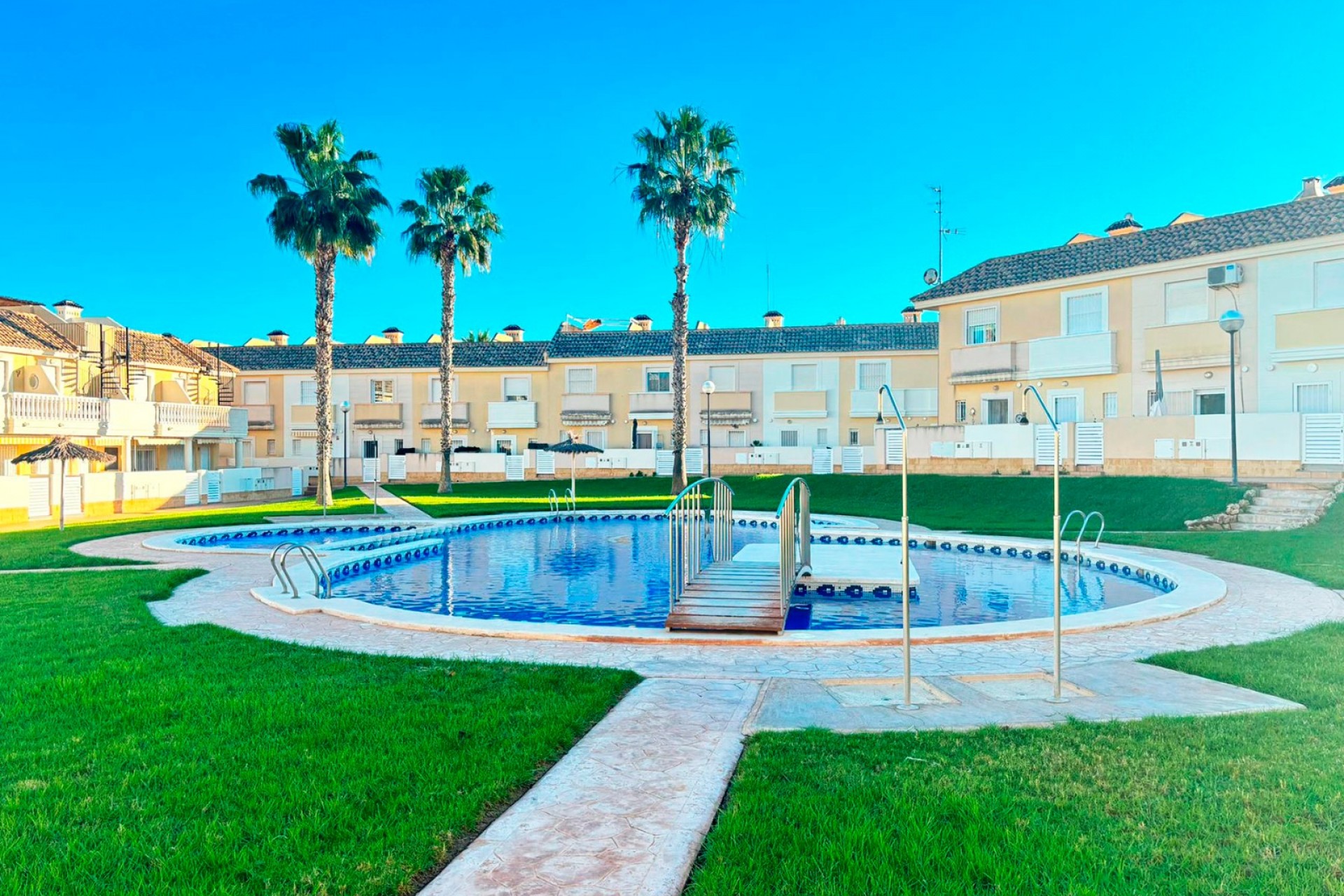 Återförsäljning - Apartment -
Orihuela Costa - Costa Blanca