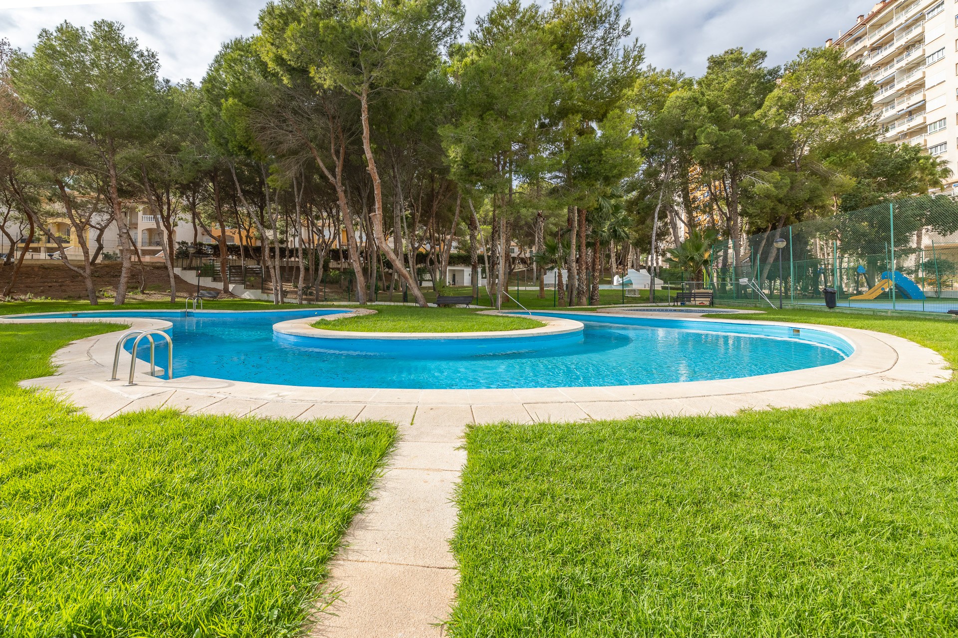 Återförsäljning - Apartment -
Orihuela Costa - Costa Blanca