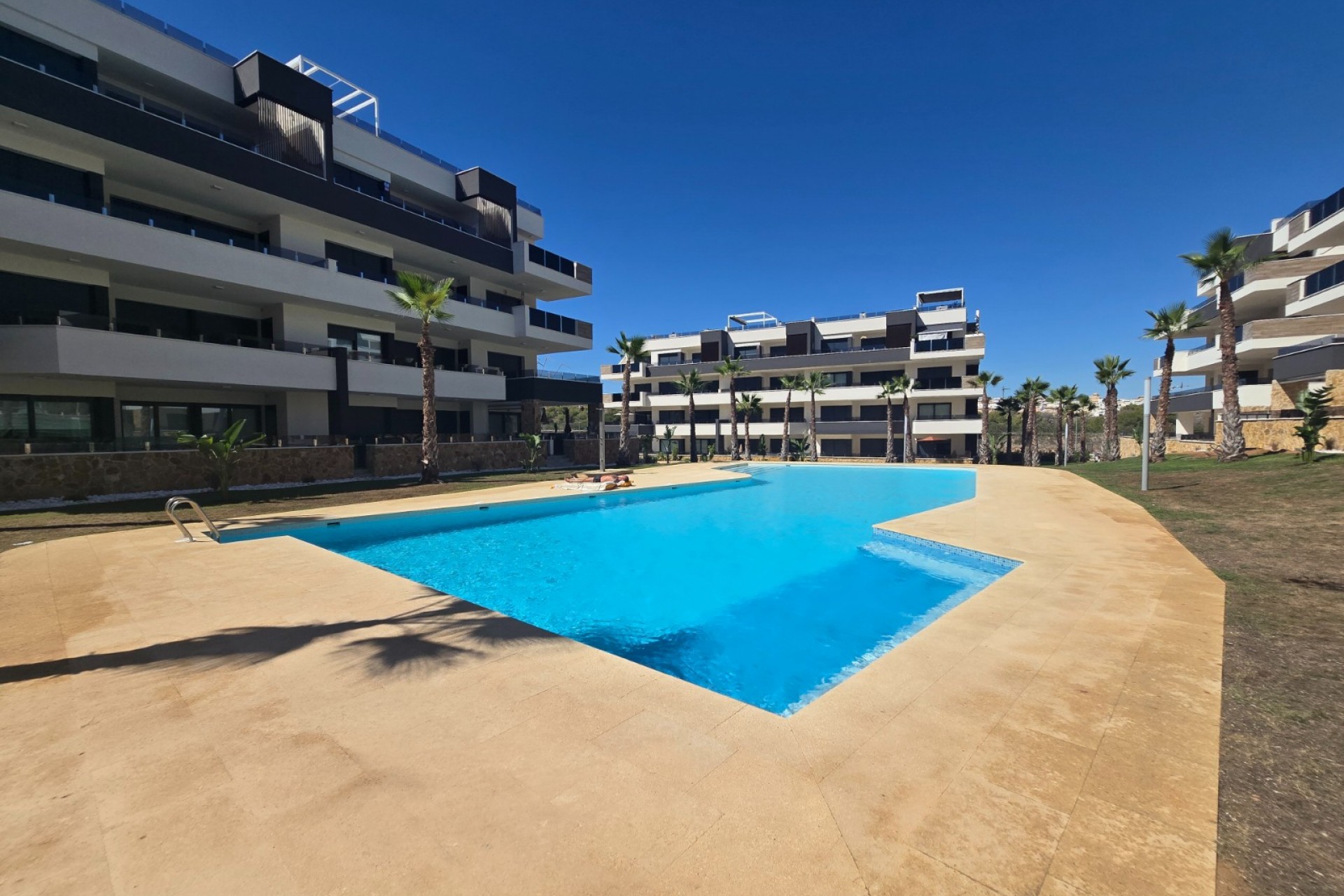 Återförsäljning - Apartment -
Orihuela Costa - Costa Blanca