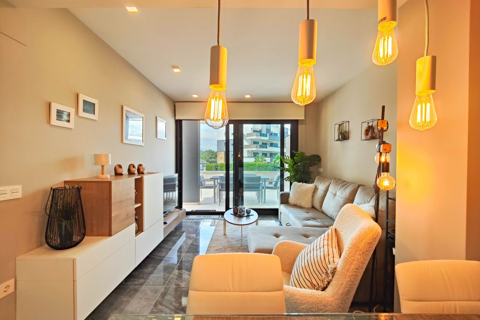 Återförsäljning - Apartment -
Orihuela Costa - Costa Blanca