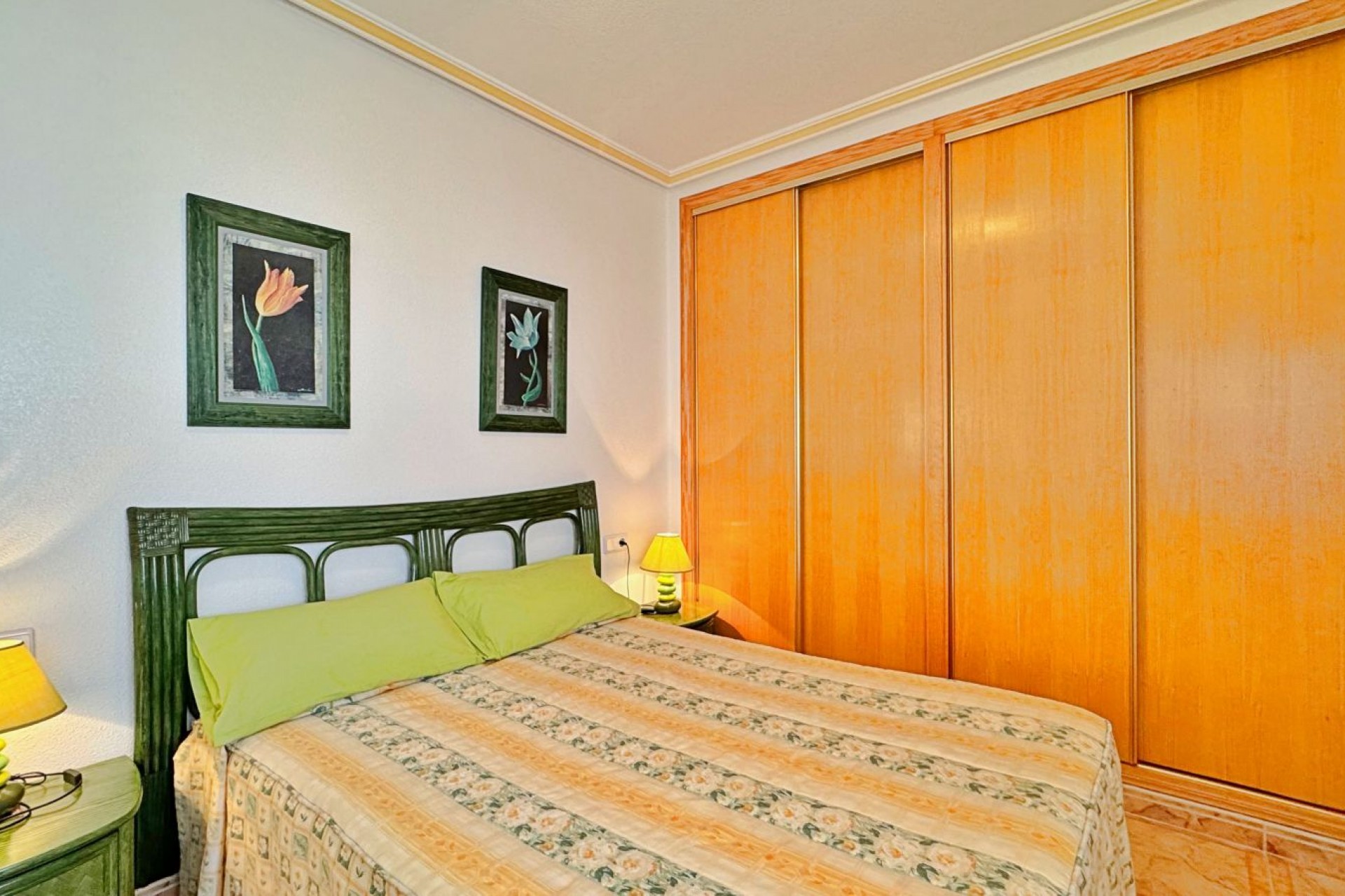 Återförsäljning - Apartment -
Orihuela Costa - Costa Blanca