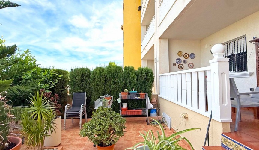 Återförsäljning - Apartment -
Orihuela Costa - Costa Blanca