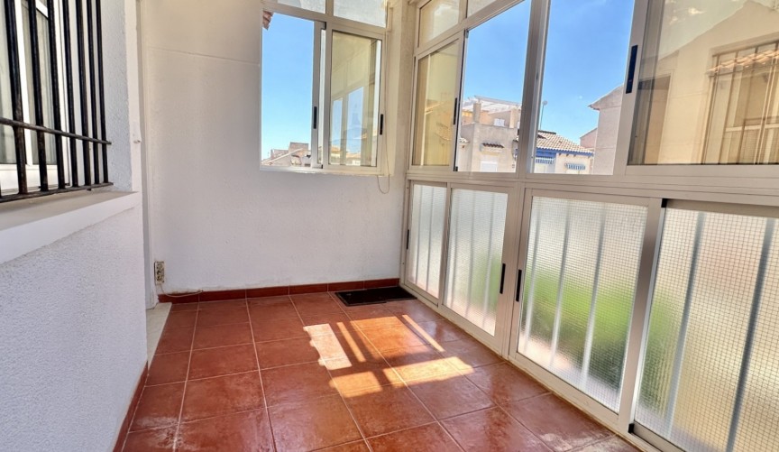 Återförsäljning - Apartment -
Orihuela Costa - Costa Blanca