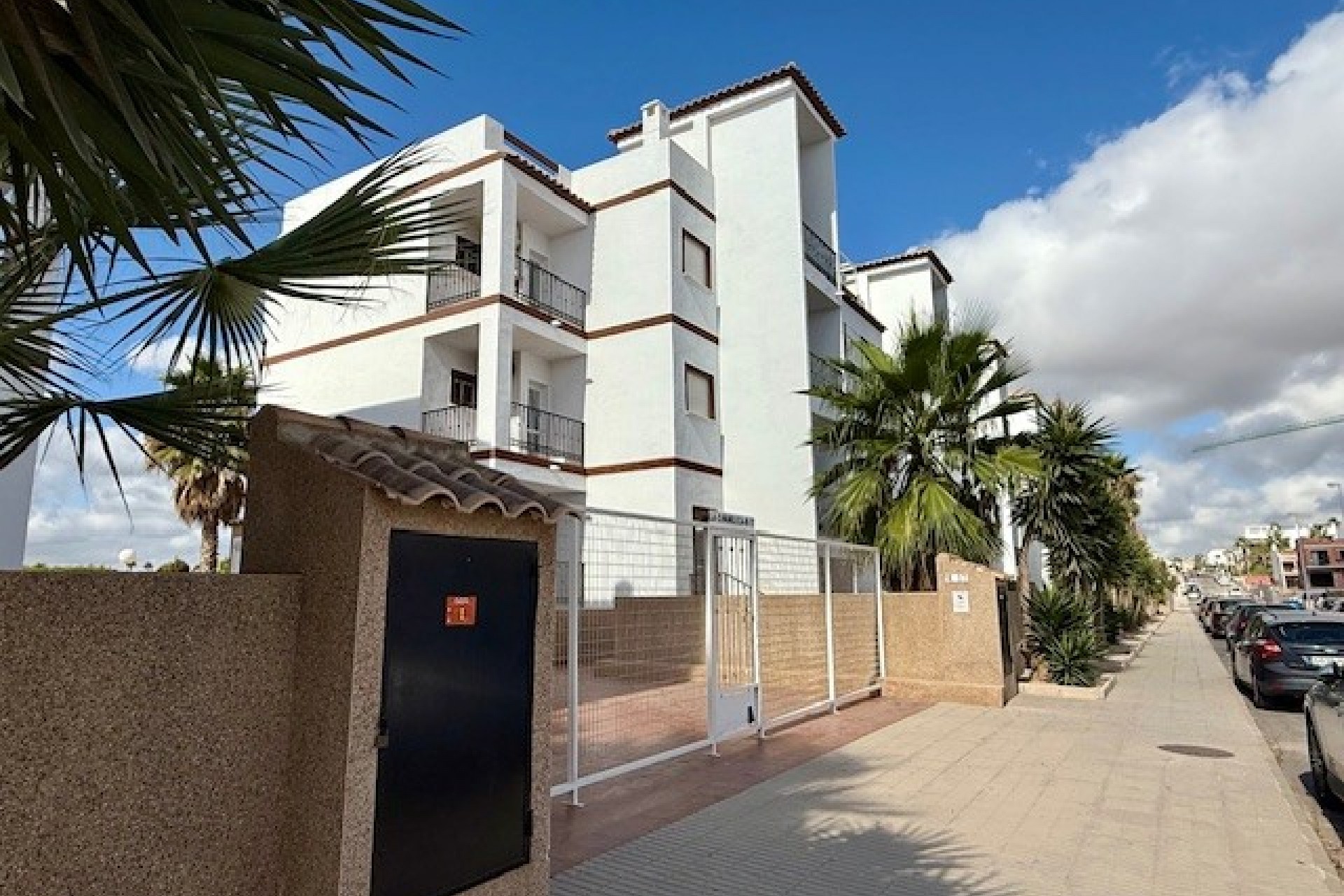 Återförsäljning - Apartment -
Orihuela Costa - Costa Blanca