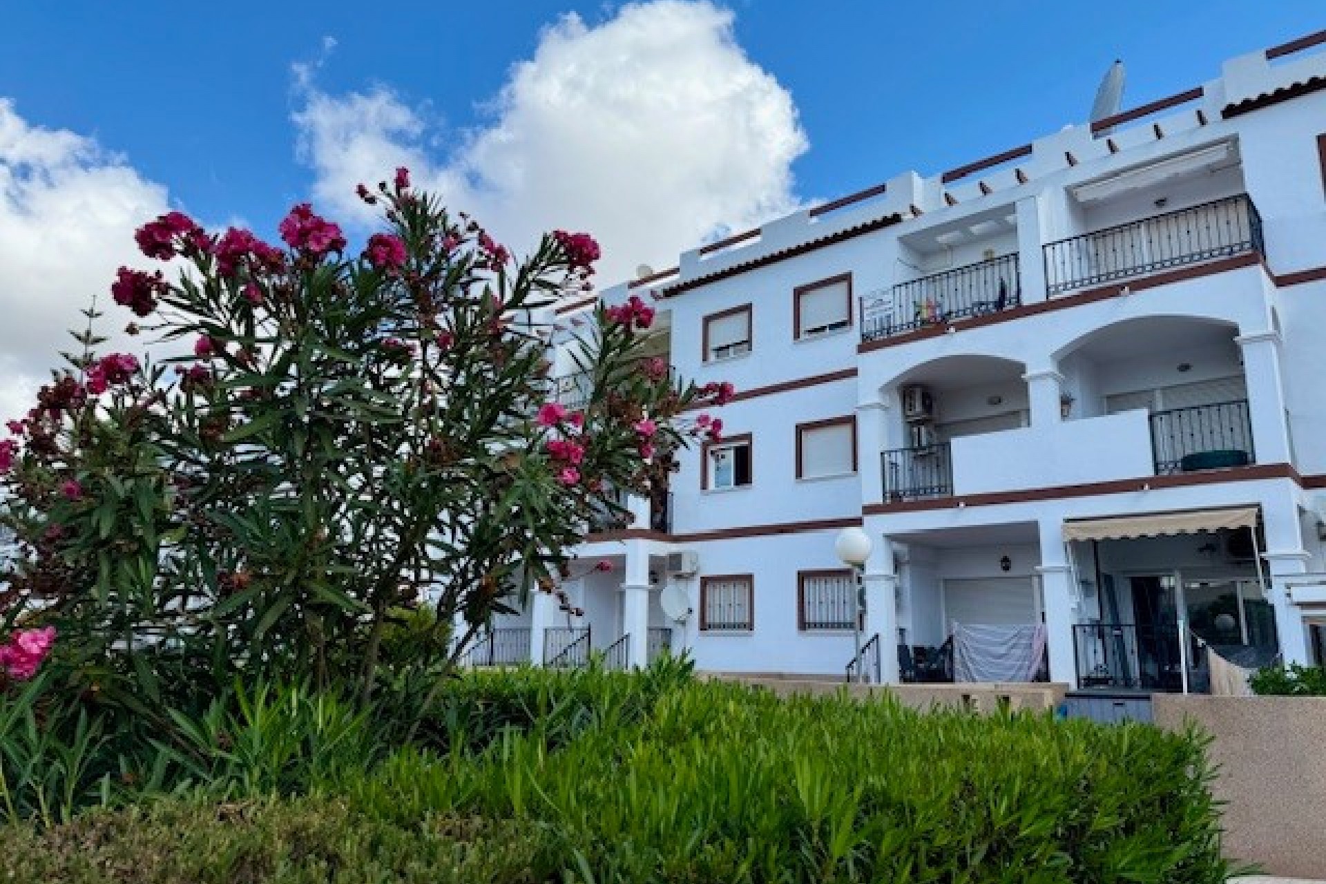 Återförsäljning - Apartment -
Orihuela Costa - Costa Blanca