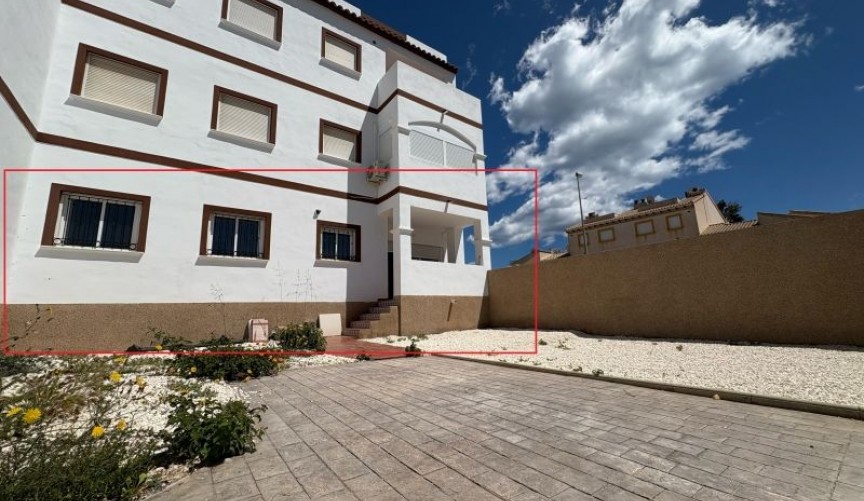 Återförsäljning - Apartment -
Orihuela Costa - Costa Blanca