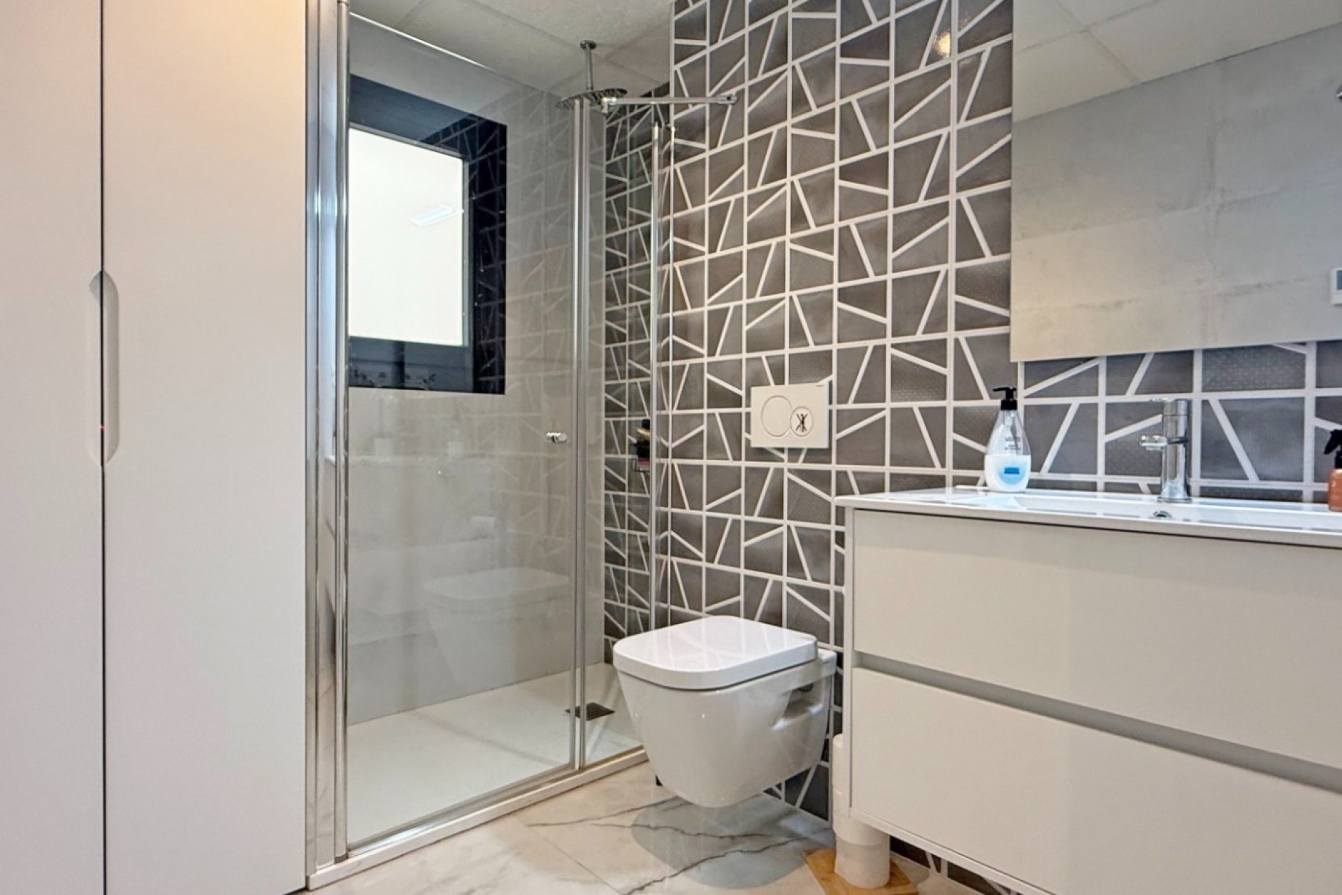 Återförsäljning - Apartment -
Orihuela Costa - Costa Blanca