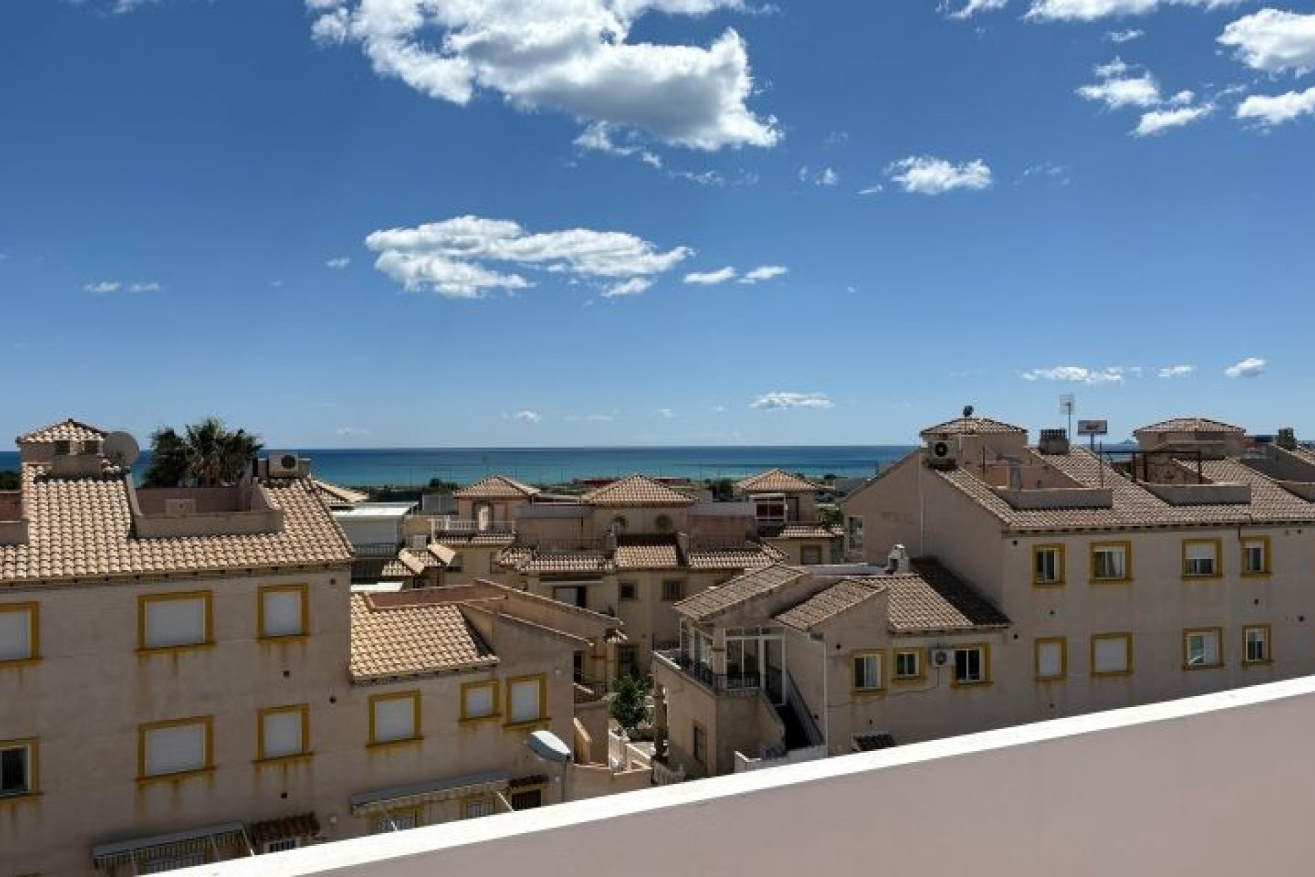 Återförsäljning - Apartment -
Orihuela Costa - Costa Blanca