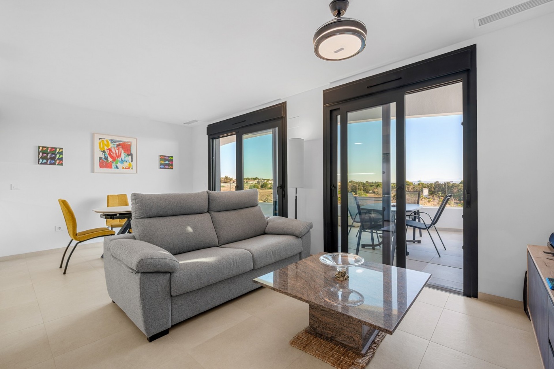 Återförsäljning - Apartment -
Orihuela Costa - Costa Blanca