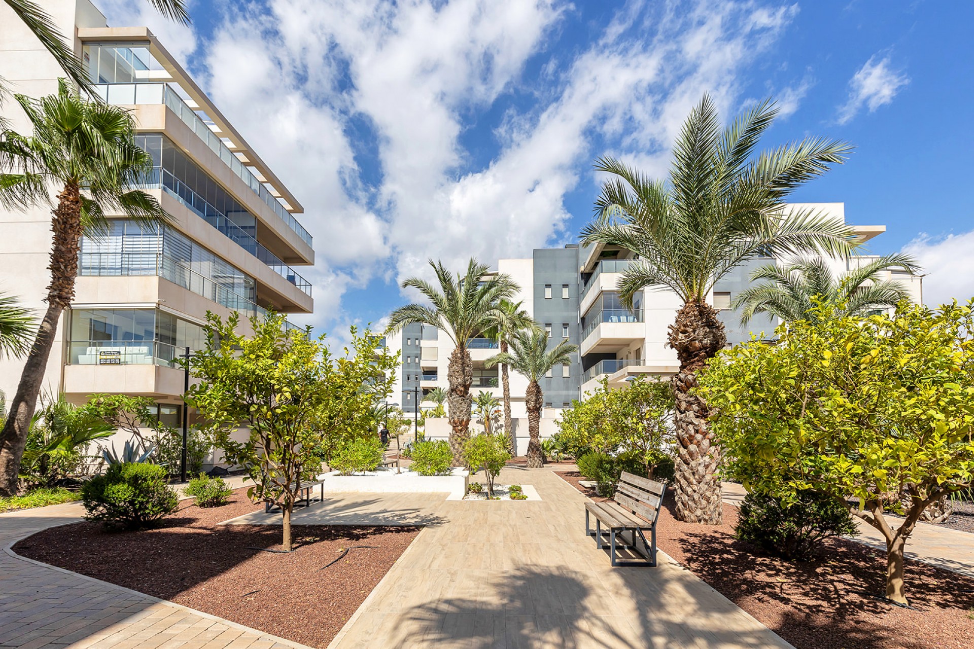 Återförsäljning - Apartment -
Orihuela Costa - Costa Blanca