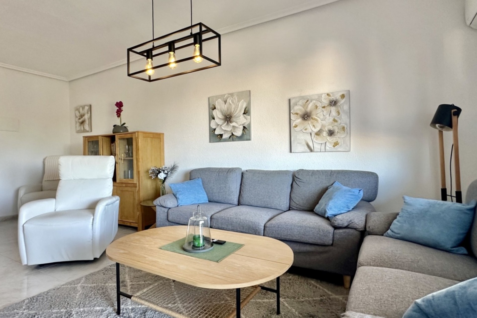 Återförsäljning - Apartment -
Orihuela Costa - Costa Blanca