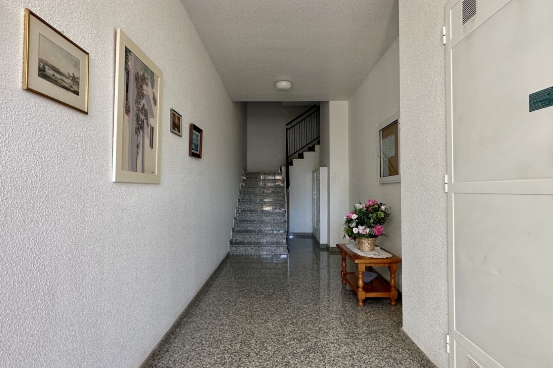 Återförsäljning - Apartment -
Orihuela Costa - Costa Blanca