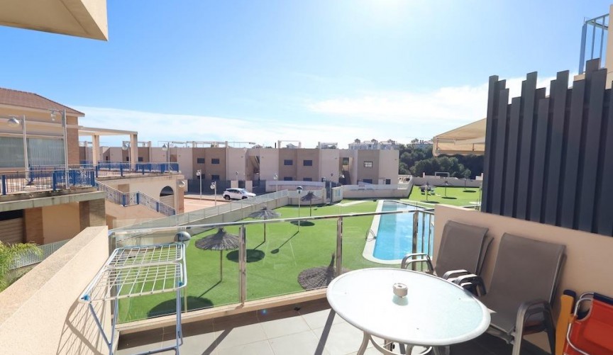 Återförsäljning - Apartment -
Orihuela Costa - Costa Blanca