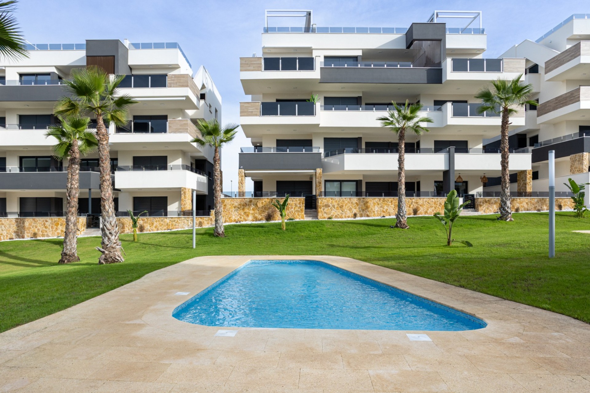 Återförsäljning - Apartment -
Orihuela Costa - Costa Blanca