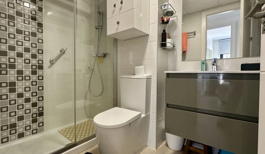 Återförsäljning - Apartment -
Orihuela Costa - Costa Blanca