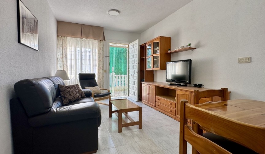 Återförsäljning - Apartment -
Orihuela Costa - Costa Blanca