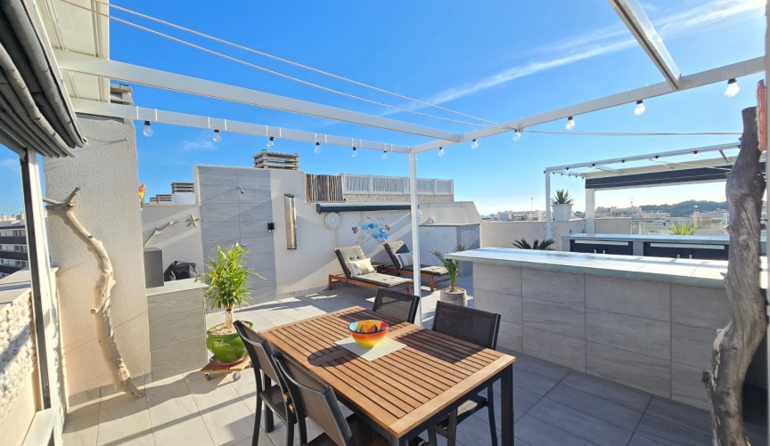Återförsäljning - Apartment -
Orihuela Costa - Costa Blanca
