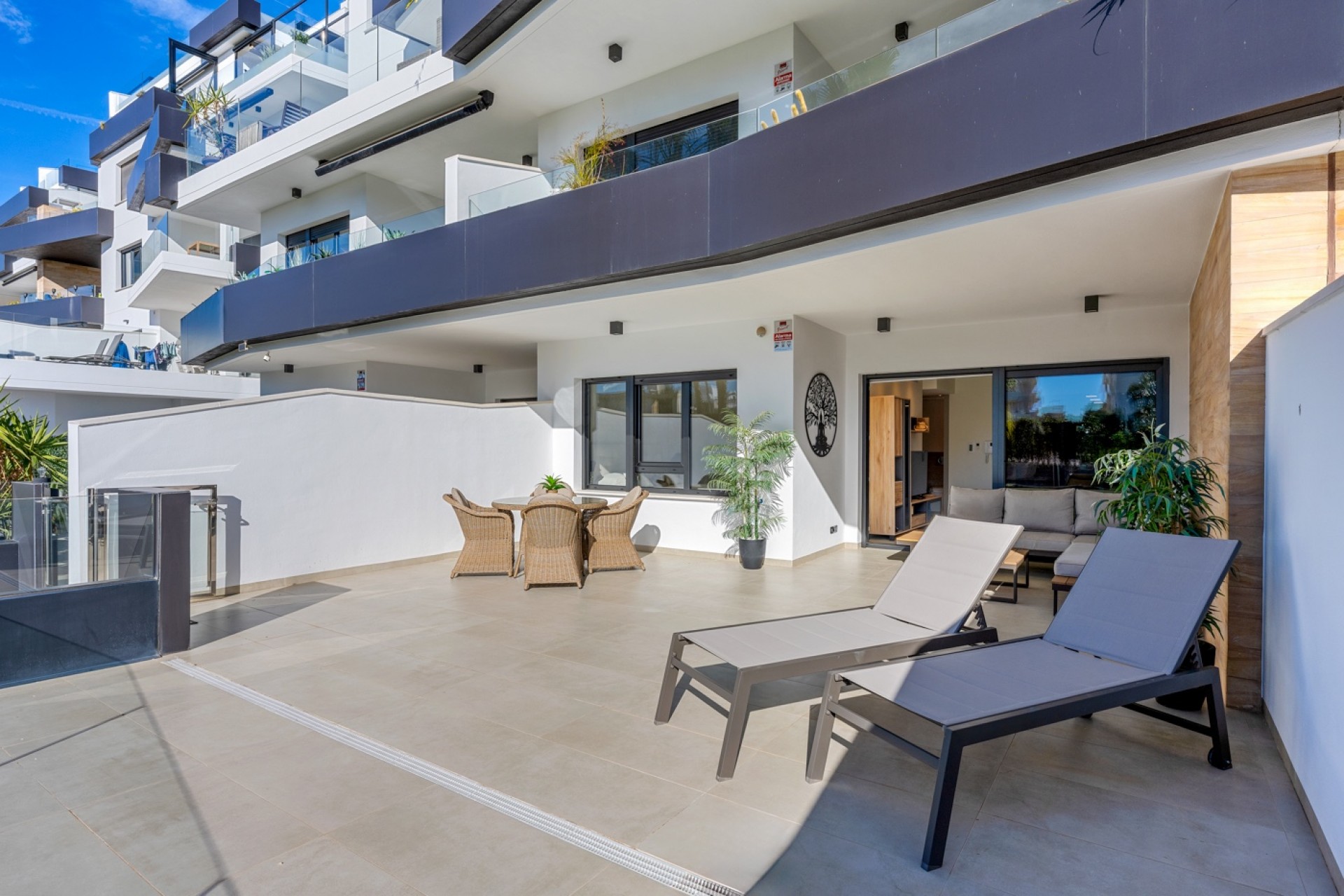 Återförsäljning - Apartment -
Orihuela Costa - Costa Blanca