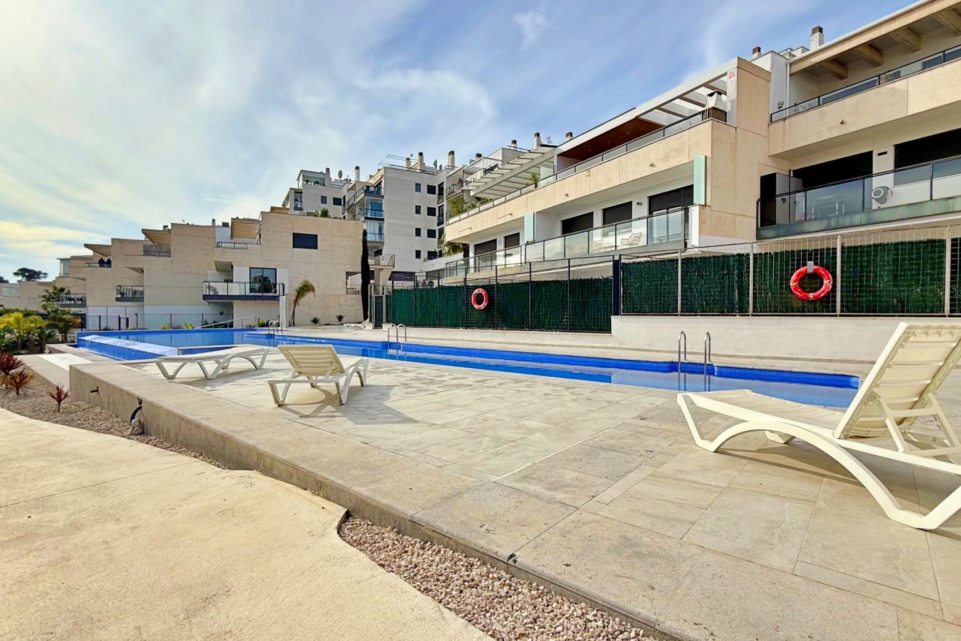 Återförsäljning - Apartment -
Orihuela Costa - Costa Blanca