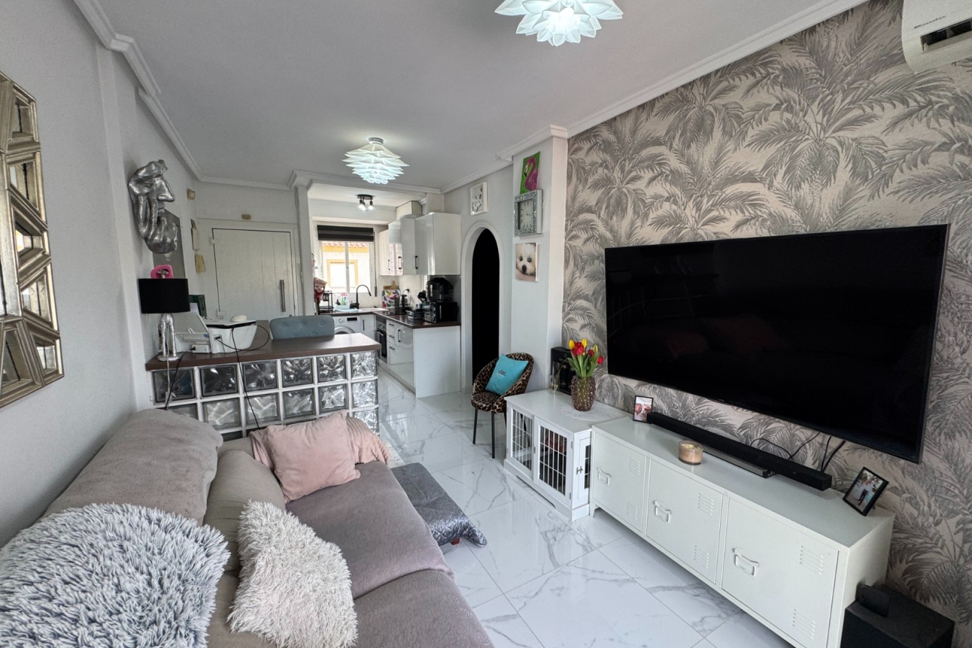 Återförsäljning - Apartment -
Orihuela Costa - Costa Blanca