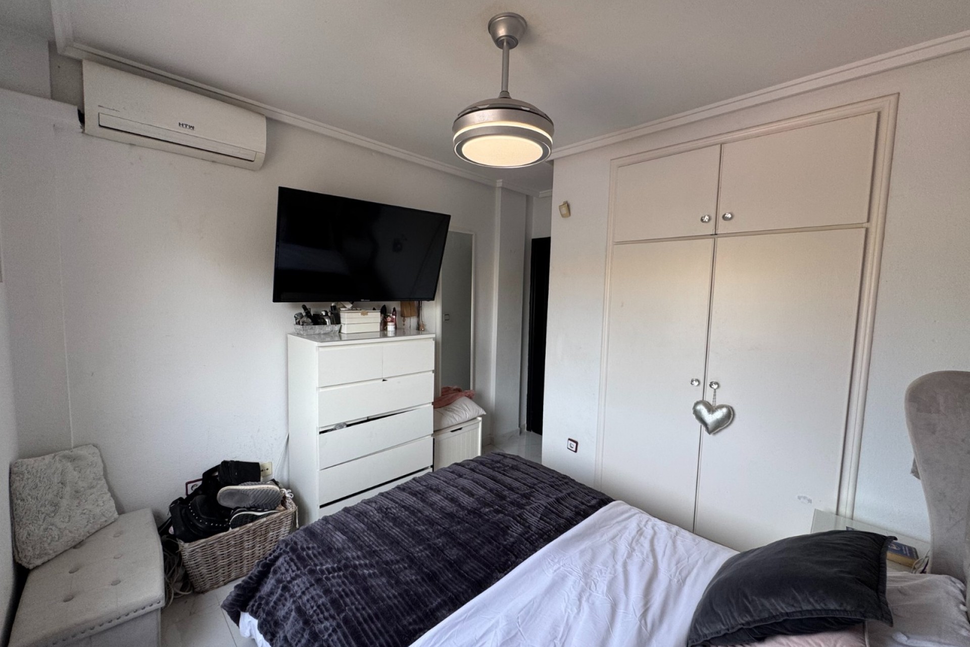 Återförsäljning - Apartment -
Orihuela Costa - Costa Blanca