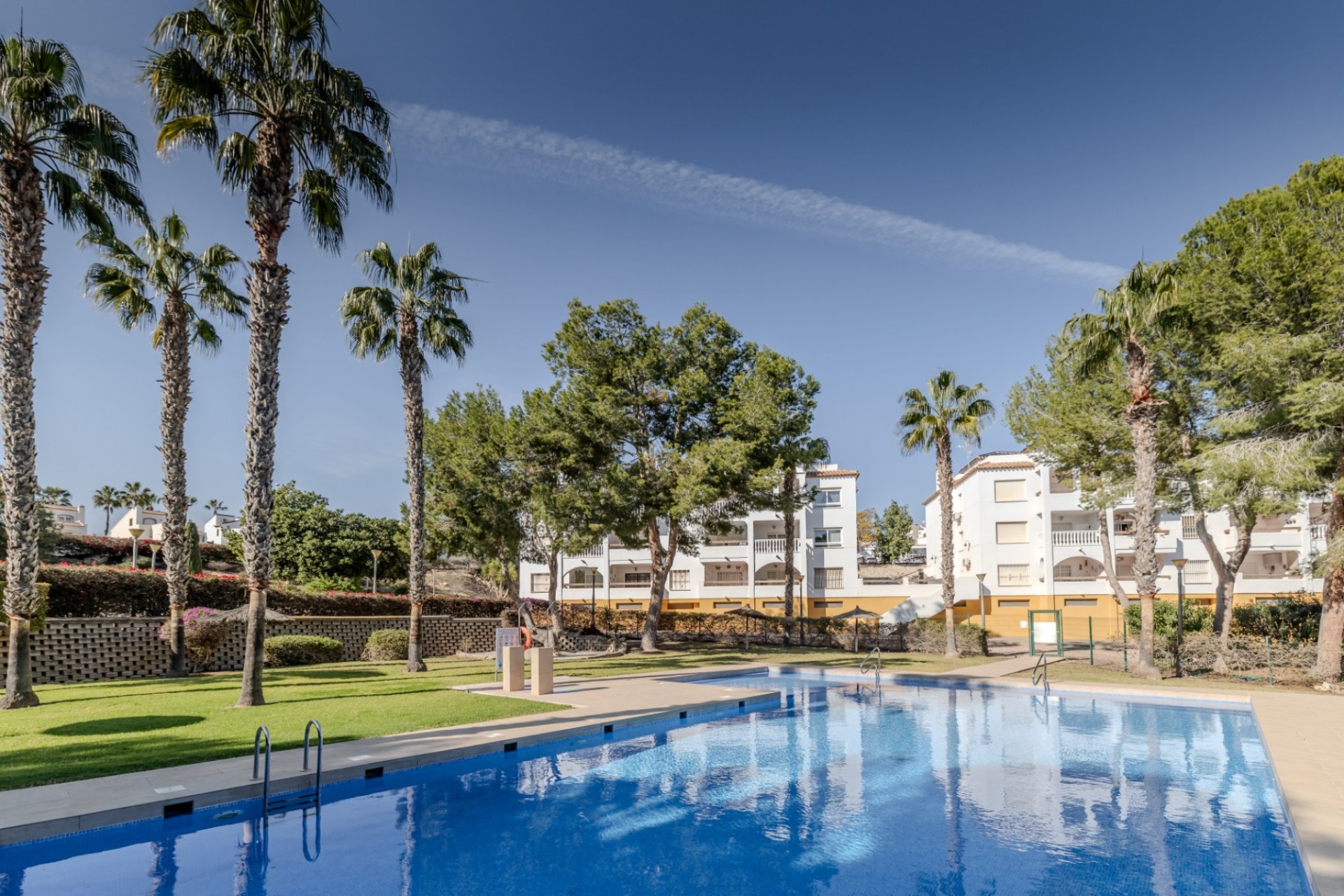 Återförsäljning - Apartment -
Orihuela Costa - Costa Blanca