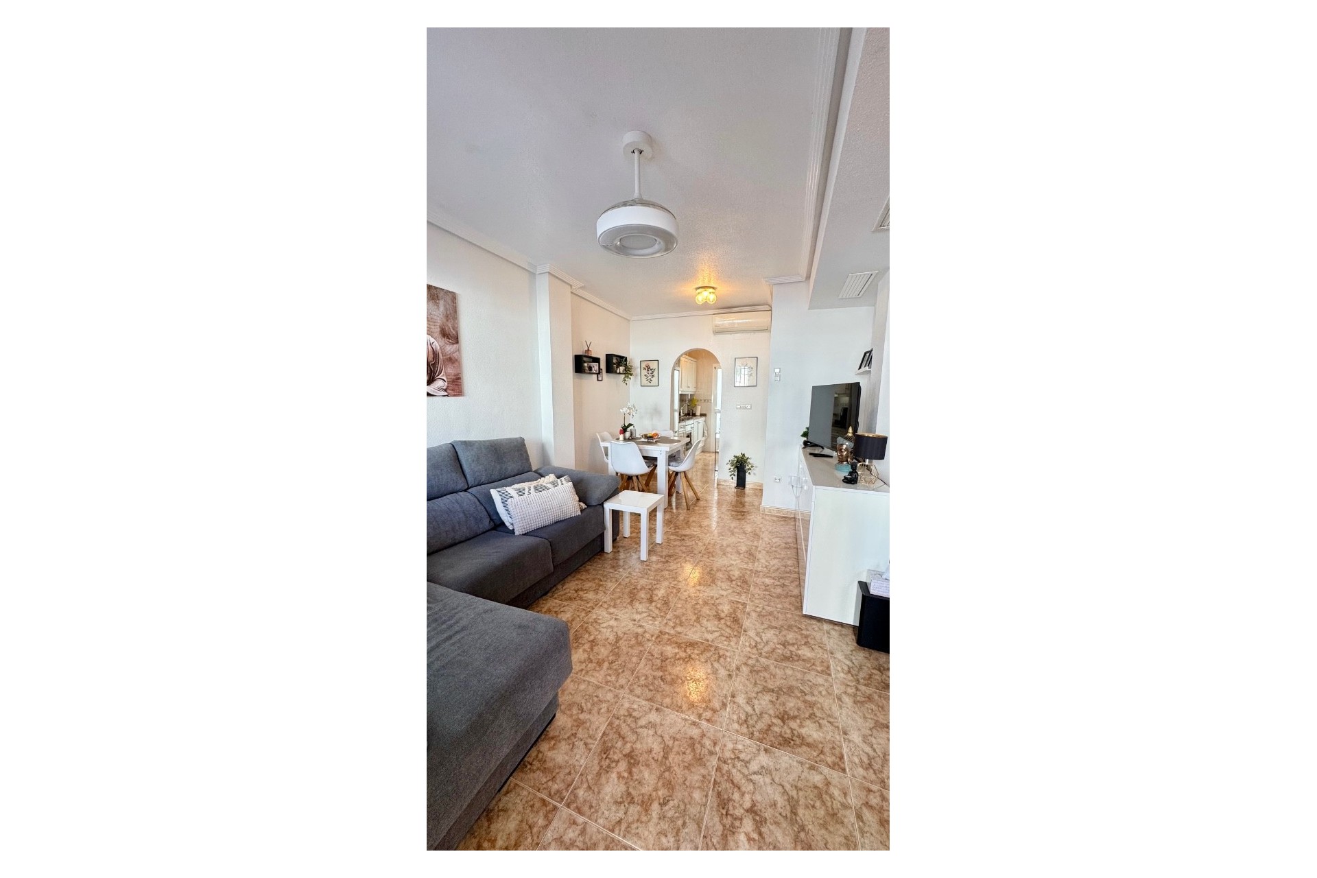 Återförsäljning - Apartment -
Orihuela Costa - Costa Blanca