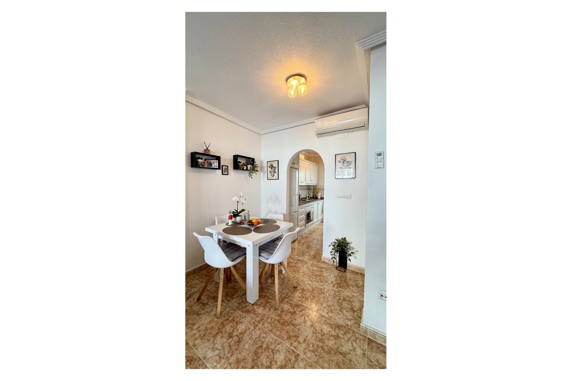 Återförsäljning - Apartment -
Orihuela Costa - Costa Blanca