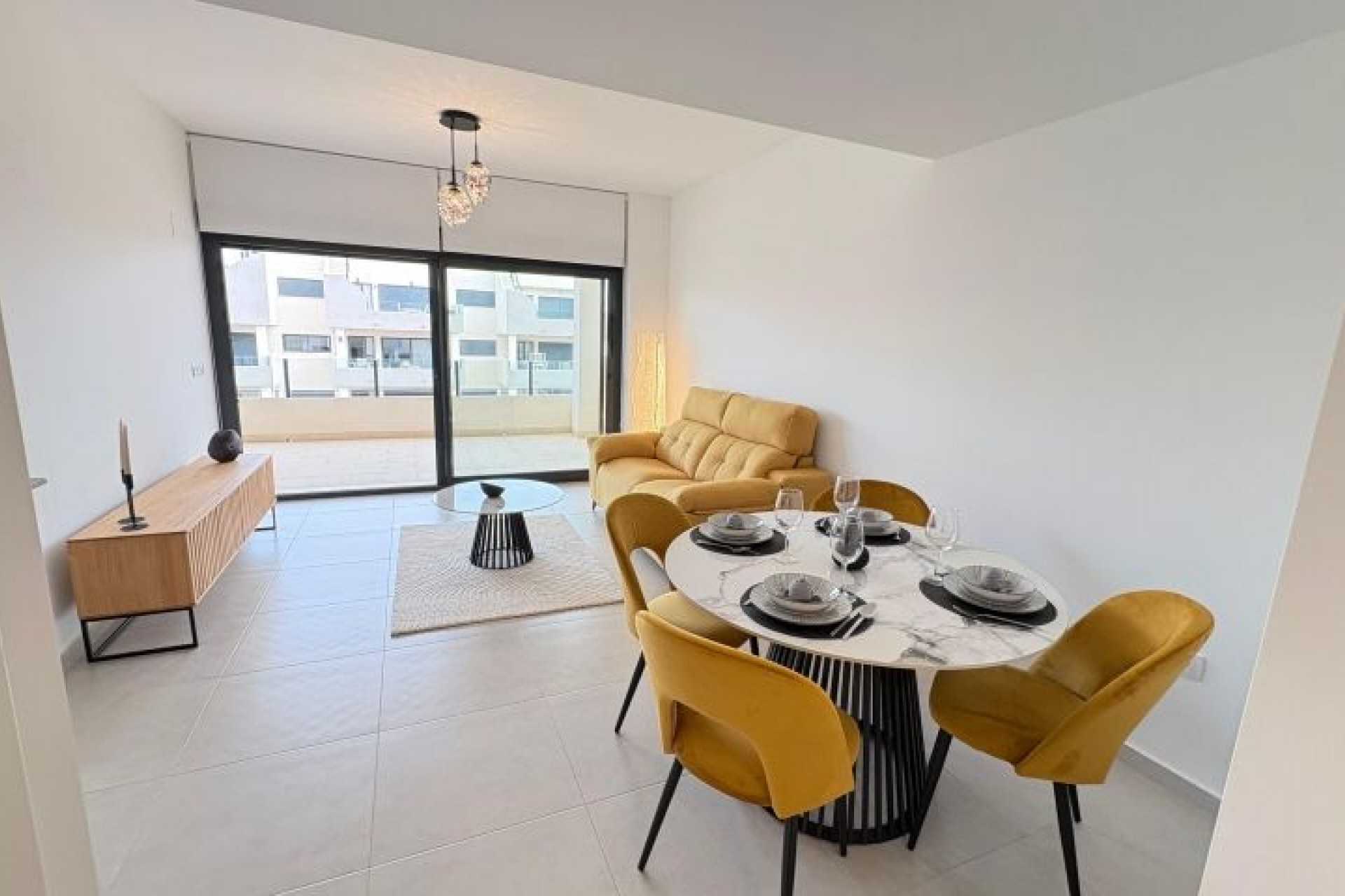 Återförsäljning - Apartment -
Orihuela Costa - Costa Blanca