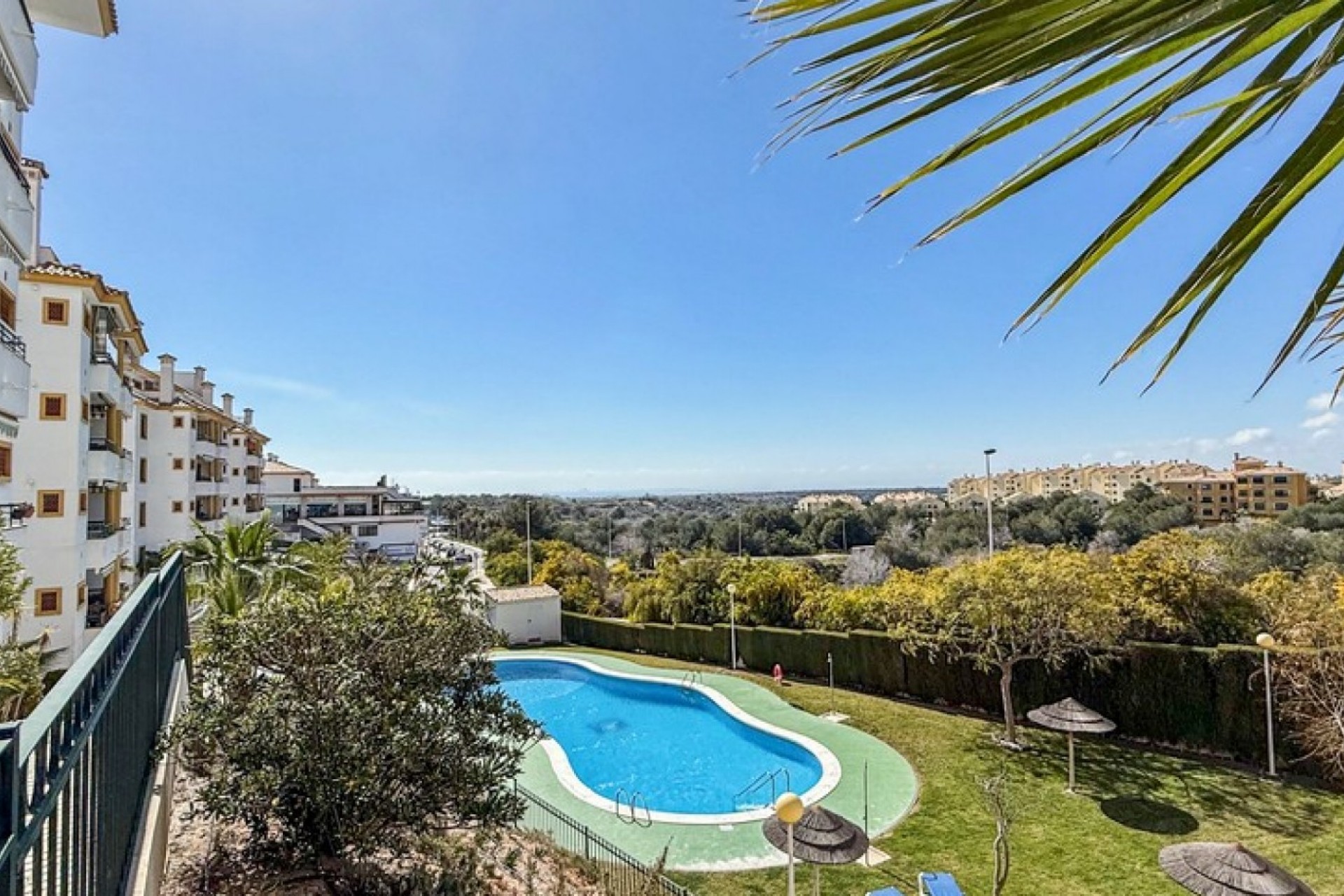 Återförsäljning - Apartment -
Orihuela Costa - Costa Blanca