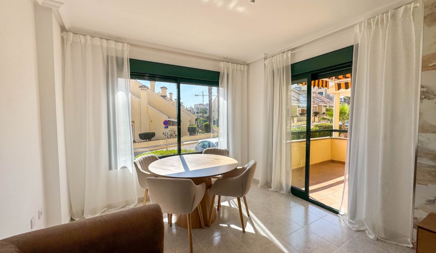 Återförsäljning - Apartment -
Orihuela Costa - Costa Blanca
