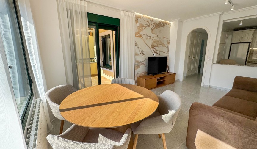 Återförsäljning - Apartment -
Orihuela Costa - Costa Blanca